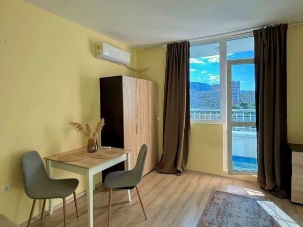 Дава се под наем Едностаен апартамент в София, Студентски град - 48 кв.м за 447.78 € - Снимка #1