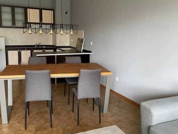 Дава се под наем Тристаен апартамент в София, Борово - 110 кв.м за 699 € - Снимка #1