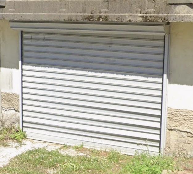 Дава се под наем Гараж / Паркомясто в Казанлък - 18 кв.м за 76.5 € - Снимка #1