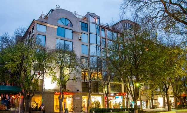 Дава се под наем Офис в Варна, Център - 10 кв.м за 51 € - Снимка #1