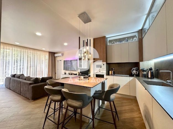 Тристаен апартамент в с. Равда, Област Бургас - 150 кв.м за 1734 €/кв.м - Снимка #1