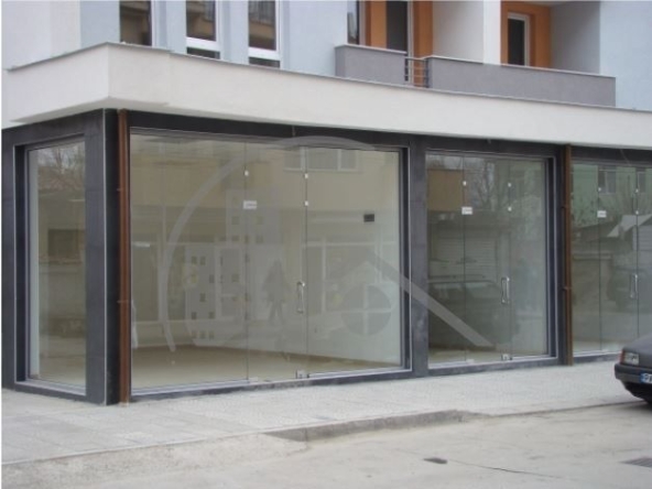 Магазин в Варна, Център - 77 кв.м за 1559 €/кв.м - Снимка #1