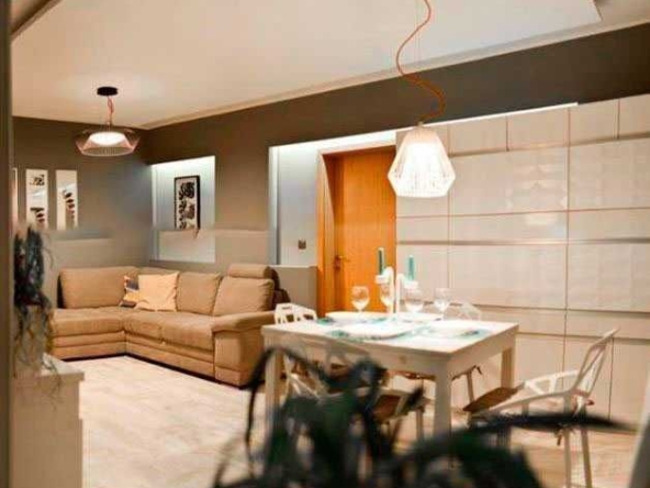 Двустаен апартамент в София, Гоце Делчев - 74 кв.м за 1811 €/кв.м - Снимка #1