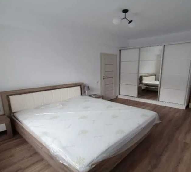 Дава се под наем  в Пловдив, Христо Смирненски - 20 кв.м за 56.1 € - Снимка #1