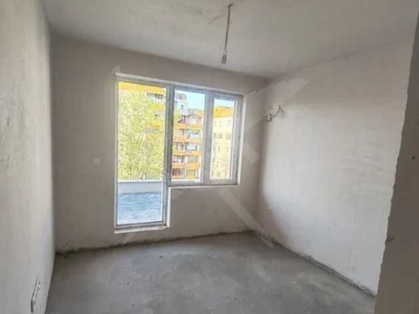 Тристаен апартамент в Пловдив, Остромила - 90 кв.м за 708 €/кв.м - Снимка #1