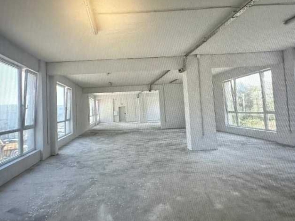 Склад в Варна, Западна промишлена зона - 325 кв.м за 471 €/кв.м - Снимка #1