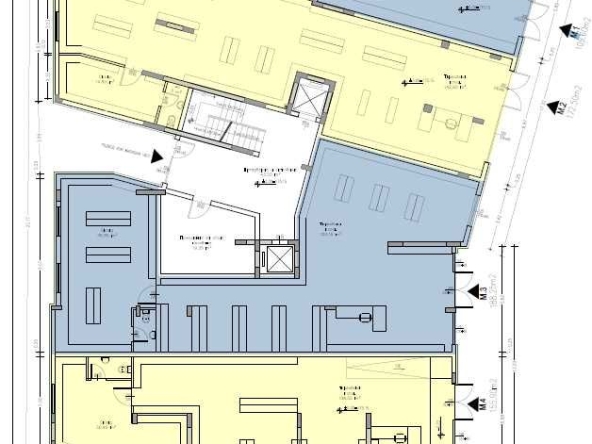 Магазин в Хасково, Център - 188 кв.м за 2003 €/кв.м - Снимка #1