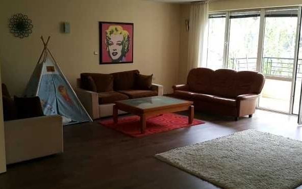 Дава се под наем Тристаен апартамент в Пловдив, Кършияка - 87 кв.м за 321.3 € - Снимка #1