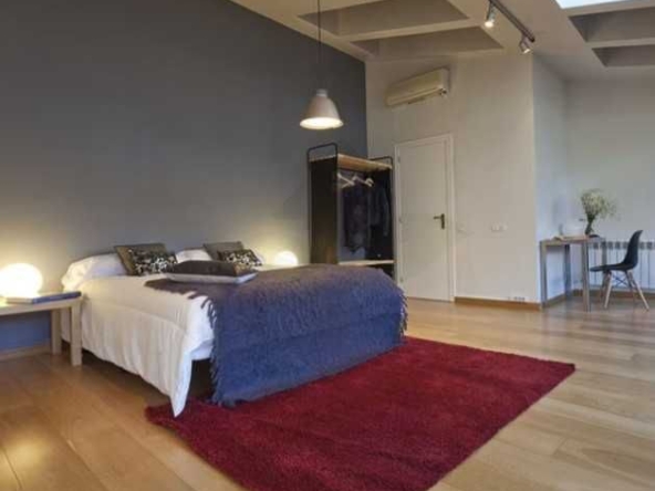 Дава се под наем Тристаен апартамент в Пловдив, Изгрев - 95 кв.м за 298.86 € - Снимка #1