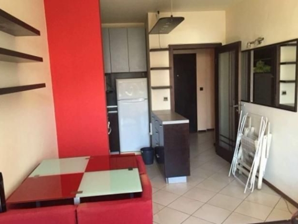 Дава се под наем Тристаен апартамент в София, Младост 1 - 82 кв.м за 700 € - Снимка #1