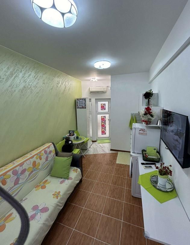 Дава се под наем Едностаен апартамент в Пловдив, Център - 20 кв.м за 225 € - Снимка #1