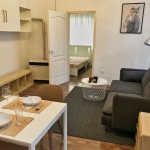 Дава се под наем Тристаен апартамент в Пловдив, Център - 72 кв.м за 219.3 € - Снимка #1