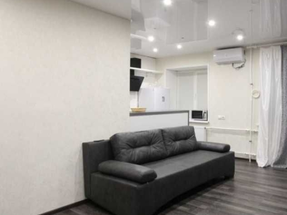 Дава се под наем Двустаен апартамент в Пловдив, Тракия - 65 кв.м за 229.5 € - Снимка #1