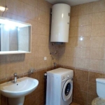 Дава се под наем Двустаен апартамент в Бургас, Център - 46 кв.м за 153 € - Снимка #1