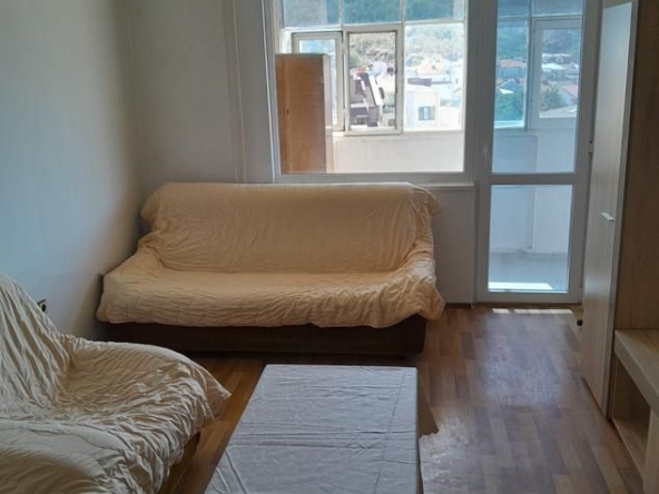 Дава се под наем Двустаен апартамент в Пловдив, Младежки Хълм - 65 кв.м за 424 € - Снимка #1