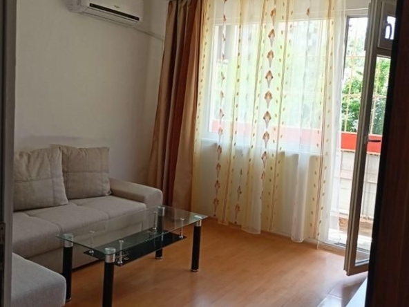 Дава се под наем Двустаен апартамент в София, Красно село - 56 кв.м за 440 € - Снимка #1