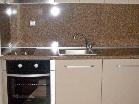 Дава се под наем Едностаен апартамент в Пловдив, Център - 45 кв.м за 250 € - Снимка #1