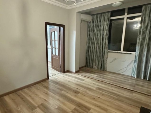 Двустаен апартамент в Силистра, Център - 55 кв.м за 1391 €/кв.м - Снимка #1