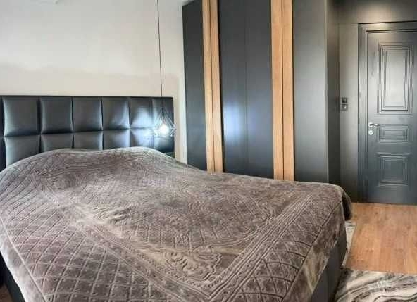 Дава се под наем  в Пловдив, Младежки Хълм - 20 кв.м за 109.65 € - Снимка #1