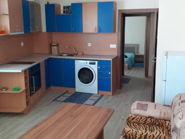 Дава се под наем Двустаен апартамент в Бургас, Сарафово - 55 кв.м за 331.5 € - Снимка #1