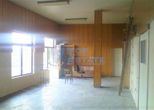 Магазин в Велико Търново, Акация - 163 кв.м за 516 €/кв.м - Снимка #1