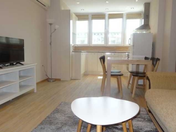 Дава се под наем Двустаен апартамент в Пловдив, Каменица 1 - 65 кв.м за 298.86 € - Снимка #1