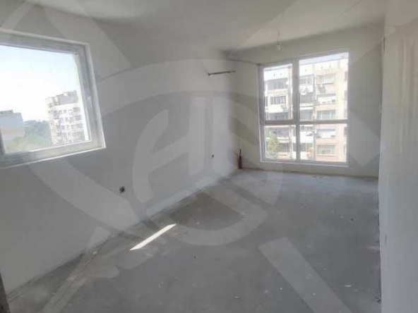 Тристаен апартамент в Пловдив, Кършияка - 109 кв.м за 1450 €/кв.м - Снимка #1