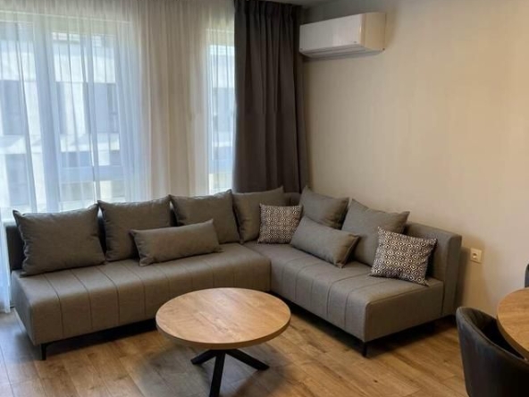 Дава се под наем Двустаен апартамент в Пловдив, Остромила - 78 кв.м за 510 € - Снимка #1