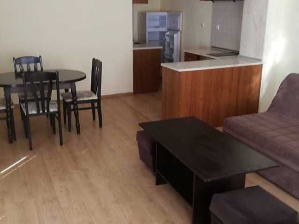 Дава се под наем Двустаен апартамент в Бургас, Център - 65 кв.м за 200 € - Снимка #1