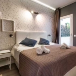 Дава се под наем Тристаен апартамент в Пловдив, Център - 75 кв.м за 224.4 € - Снимка #1