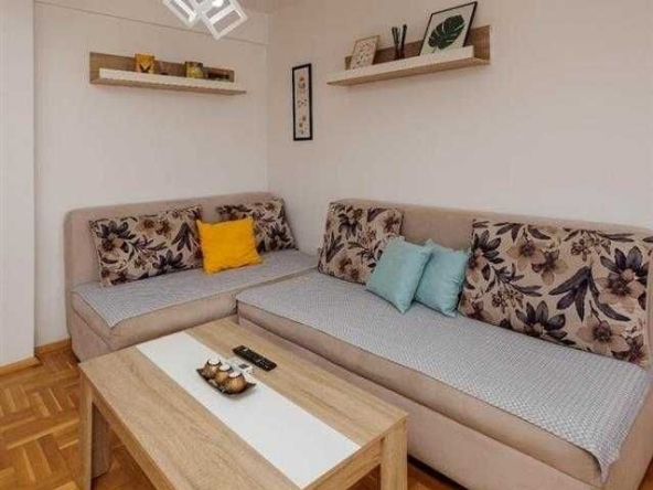 Дава се под наем Двустаен апартамент в София, Зона Б-18 - 60 кв.м за 698.19 € - Снимка #1