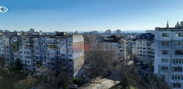 Четиристаен апартамент в Варна, Цветен квартал - 80 кв.м за 1083 €/кв.м - Снимка #1