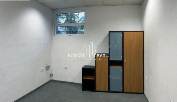 Дава се под наем Офис в Варна, Център - 22 кв.м за 229.5 € - Снимка #1