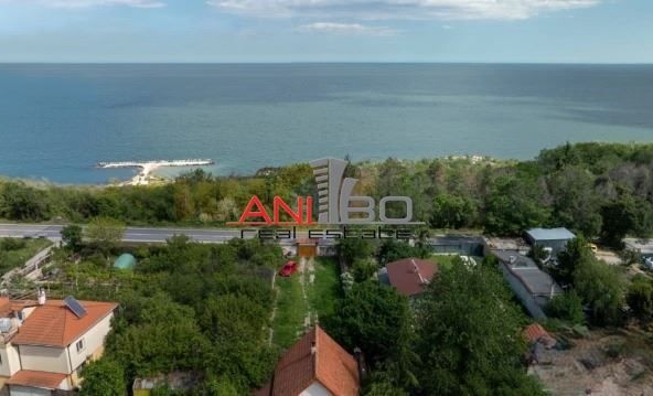 Къща в к.к. Златни пясъци - 390 кв.м за 483 €/кв.м - Снимка #1