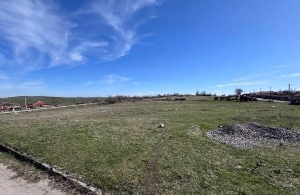 Парцел в с. Татарево, Област Хасково - 3800 кв.м за 12 €/кв.м - Снимка #1