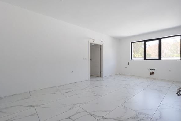 Двустаен апартамент в Варна, Чайка - 71 кв.м за 2057 €/кв.м - Снимка #1