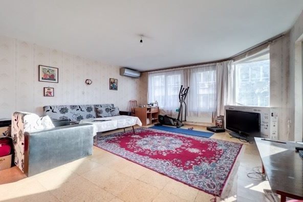 Четиристаен апартамент в Варна, Зимно кино Тракия - 97 кв.м за 1557 €/кв.м - Снимка #1