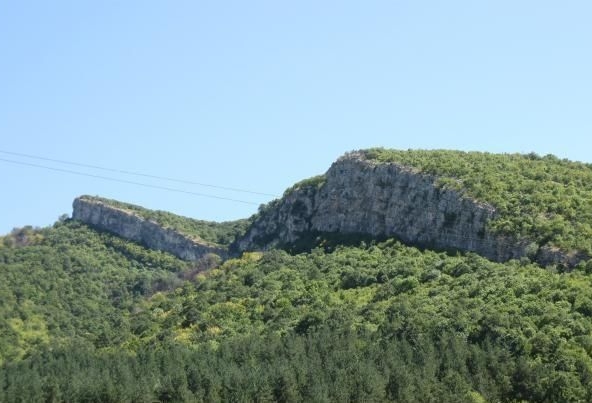 Земеделски имот в София, Младост 1А -  кв.м за 284 €/дка - Снимка #1