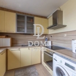 Тристаен апартамент в Варна, Бизнес хотел - 80 кв.м за 1205 €/кв.м - Снимка #1