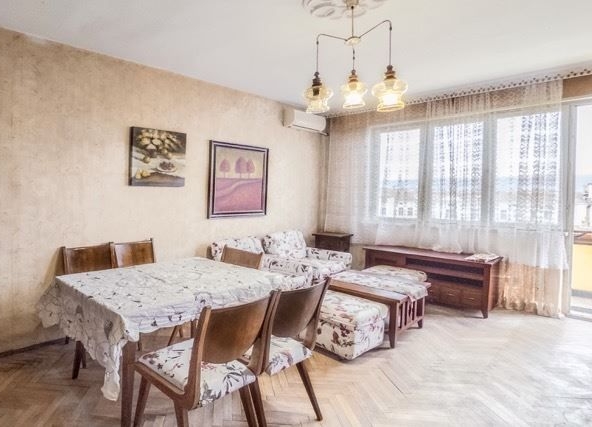 Тристаен апартамент в Варна, Операта - 100 кв.м за 1650 €/кв.м - Снимка #1
