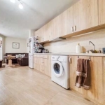 Тристаен апартамент в Варна, Погреби - 80 кв.м за 1750 €/кв.м - Снимка #1