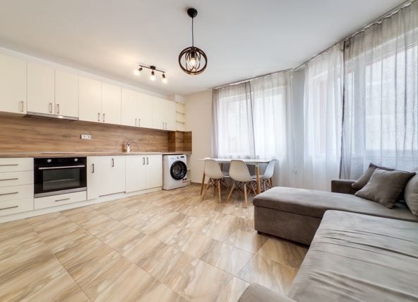 Тристаен апартамент в Варна, Електрон - 72 кв.м за 2042 €/кв.м - Снимка #1