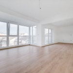 Двустаен апартамент в Варна, Център - 70 кв.м за 1742 €/кв.м - Снимка #1