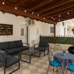 Дава се под наем Тристаен апартамент в София, Зона Б-19 - 90 кв.м за 120 € - Снимка #1