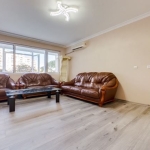 Тристаен апартамент в Варна, Владислав Варненчик - 71 кв.м за 1817 €/кв.м - Снимка #1