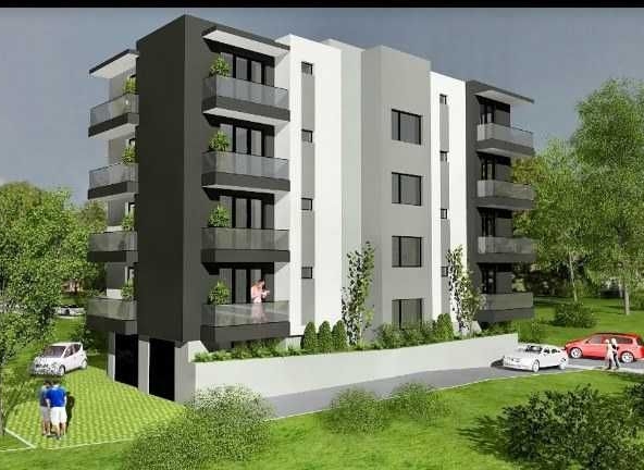 Тристаен апартамент в Търговище, Център - 94 кв.м за 993 €/кв.м - Снимка #1