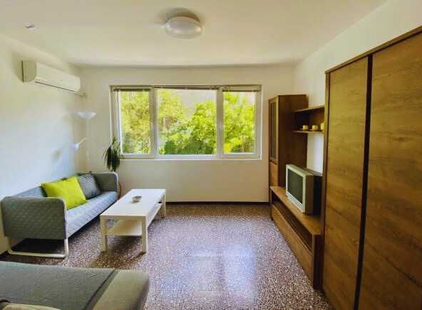 Дава се под наем Едностаен апартамент в София, Княжево - 35 кв.м за 382.5 € - Снимка #1