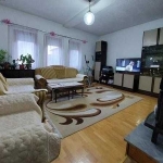 Дава се под наем Двустаен апартамент в Пловдив, Гагарин - 96 кв.м за 448.8 € - Снимка #1