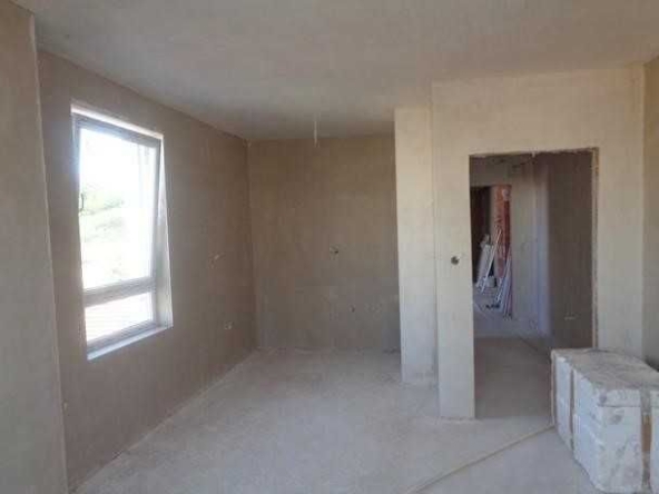 Тристаен апартамент в Търговище, Център - 90 кв.м за 1394 €/кв.м - Снимка #1