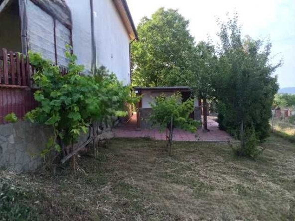 Къща в Добрич, Център - 300 кв.м за 289 €/кв.м - Снимка #1